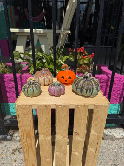 🎃 Clay Pumpkin Making | OCT. 16th, 6:00pm to 8:00pm