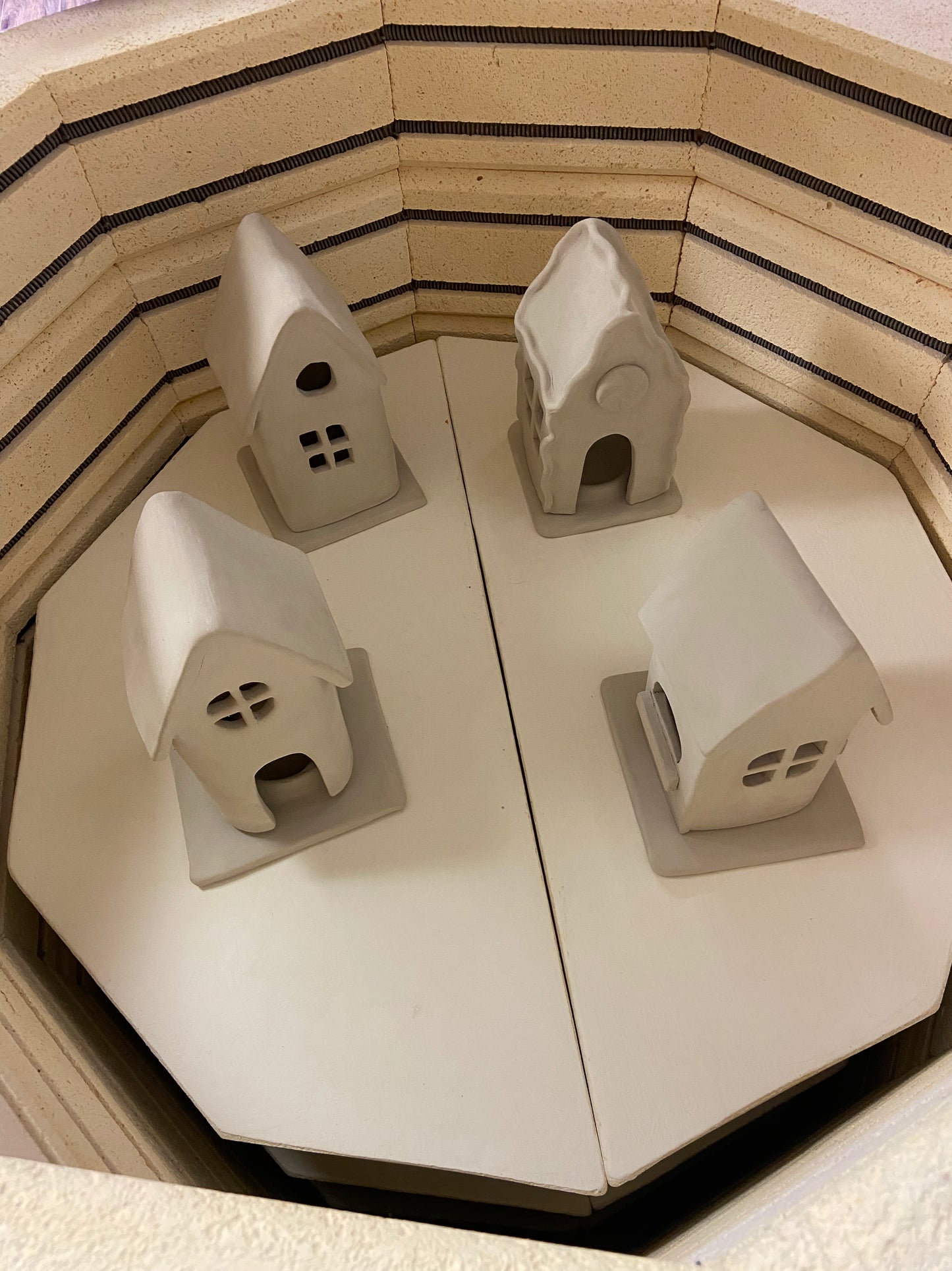 Intro to Hand-Building Level 1 | Jan. 8th to Feb. 12th, 6-9pm